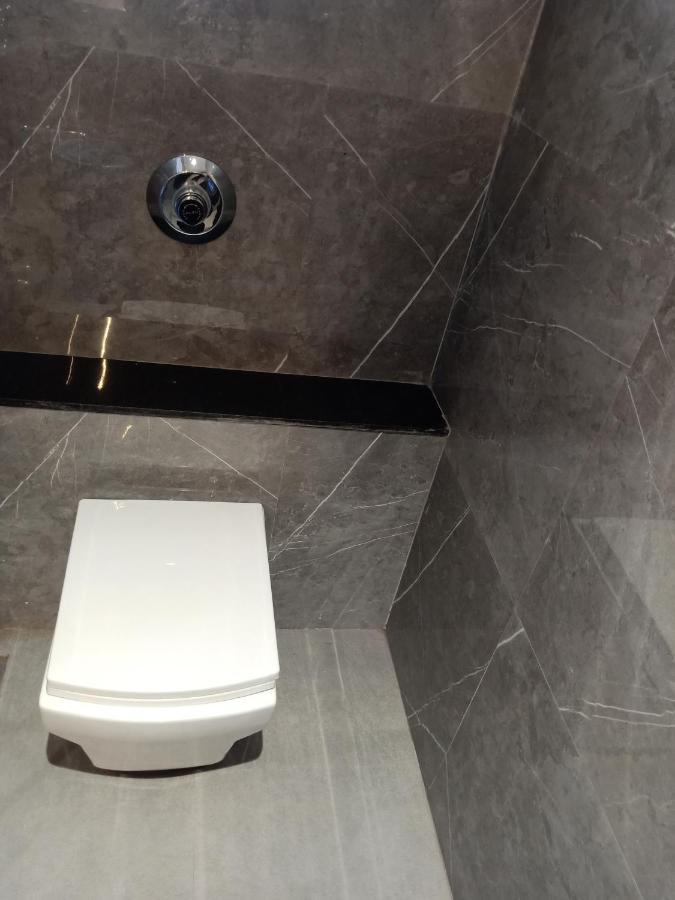 Hotel Suvarnam Residency Ahmednagar Zewnętrze zdjęcie