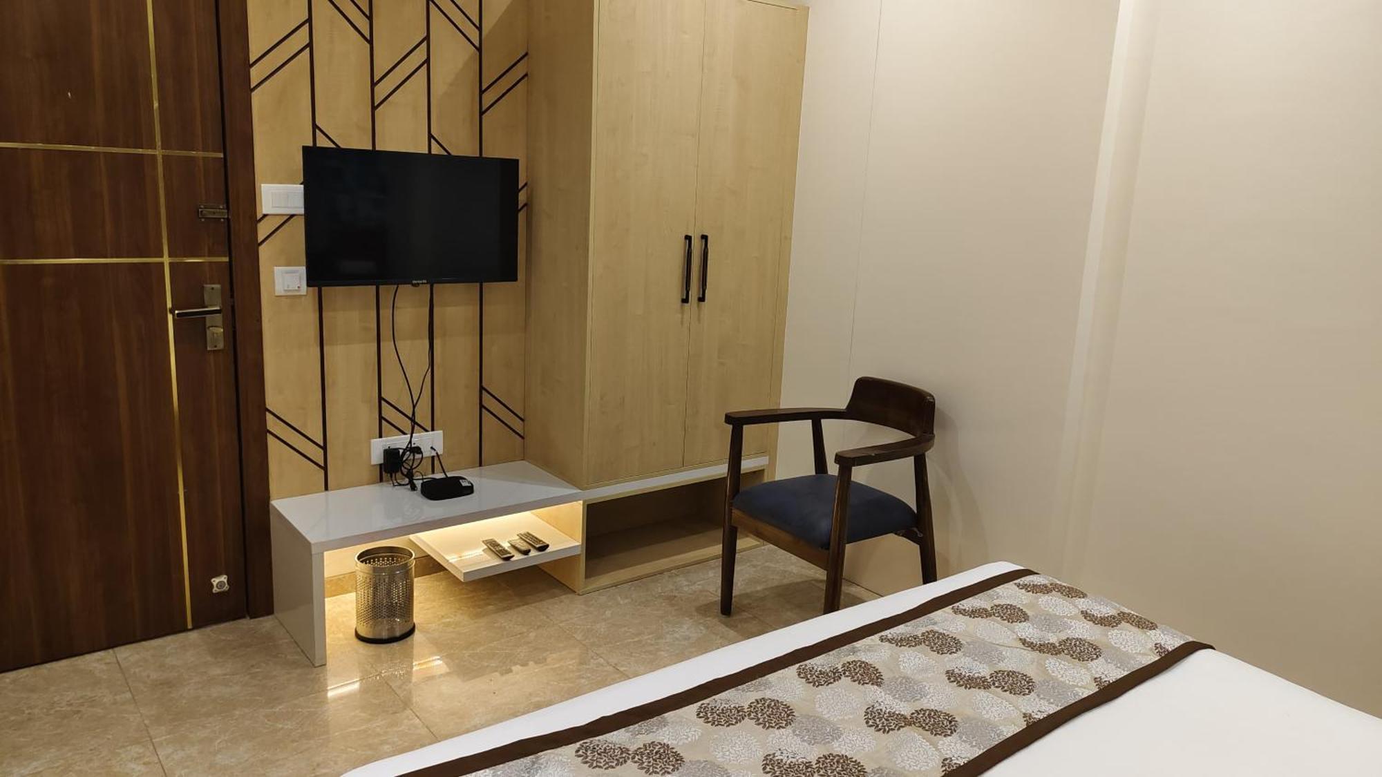 Hotel Suvarnam Residency Ahmednagar Zewnętrze zdjęcie